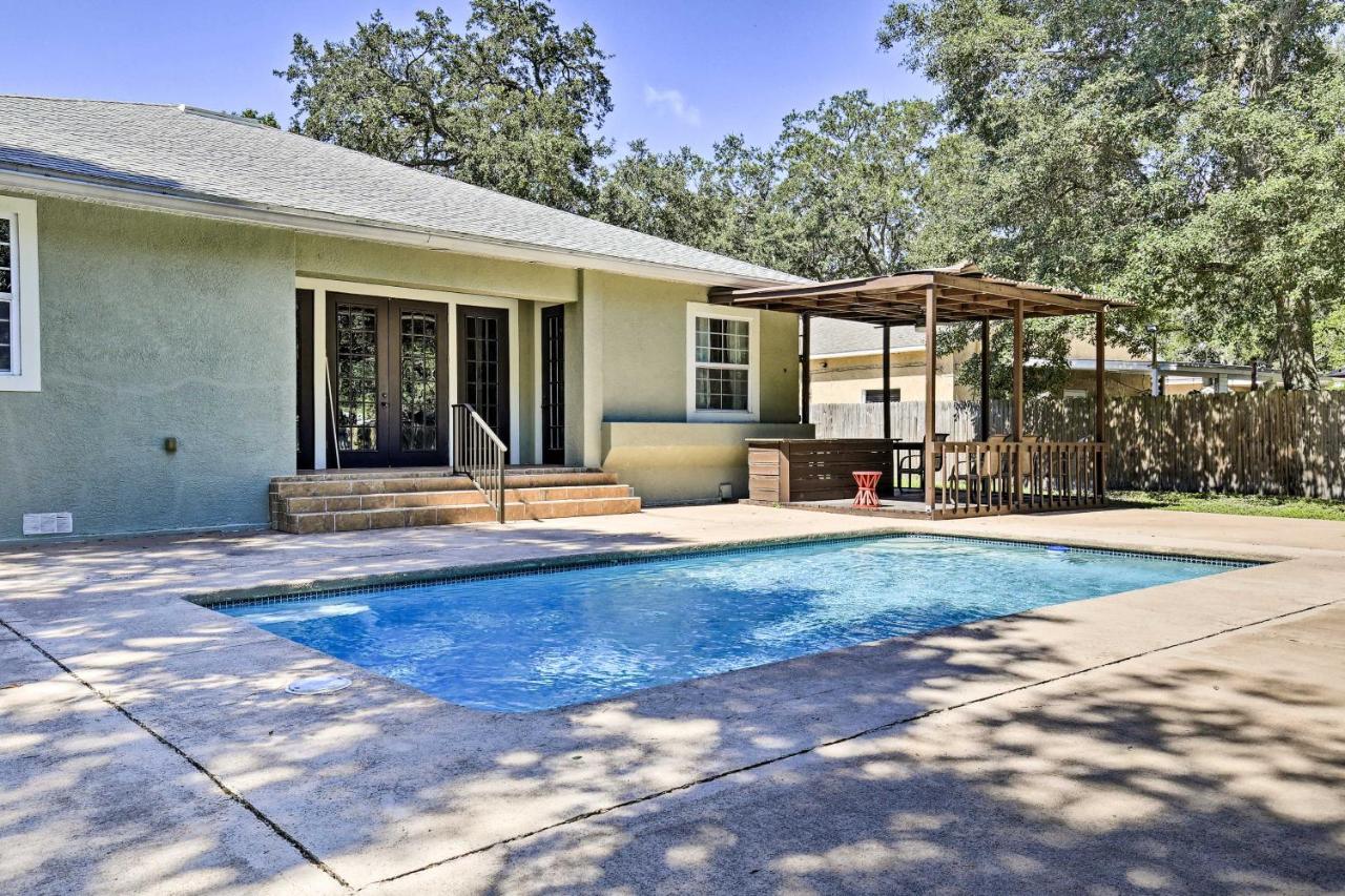 Tampa Oasis With Pool About 7 Mi To Busch Gardens! Villa Exterior photo